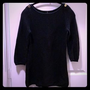 Ribbed black sweater w/gold buttons
